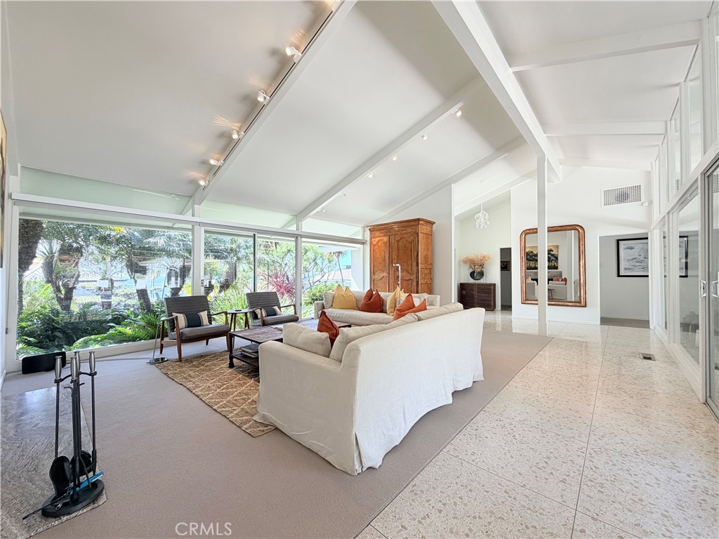 2490 Monaco Drive, Laguna Beach CA 92651 - photo 3