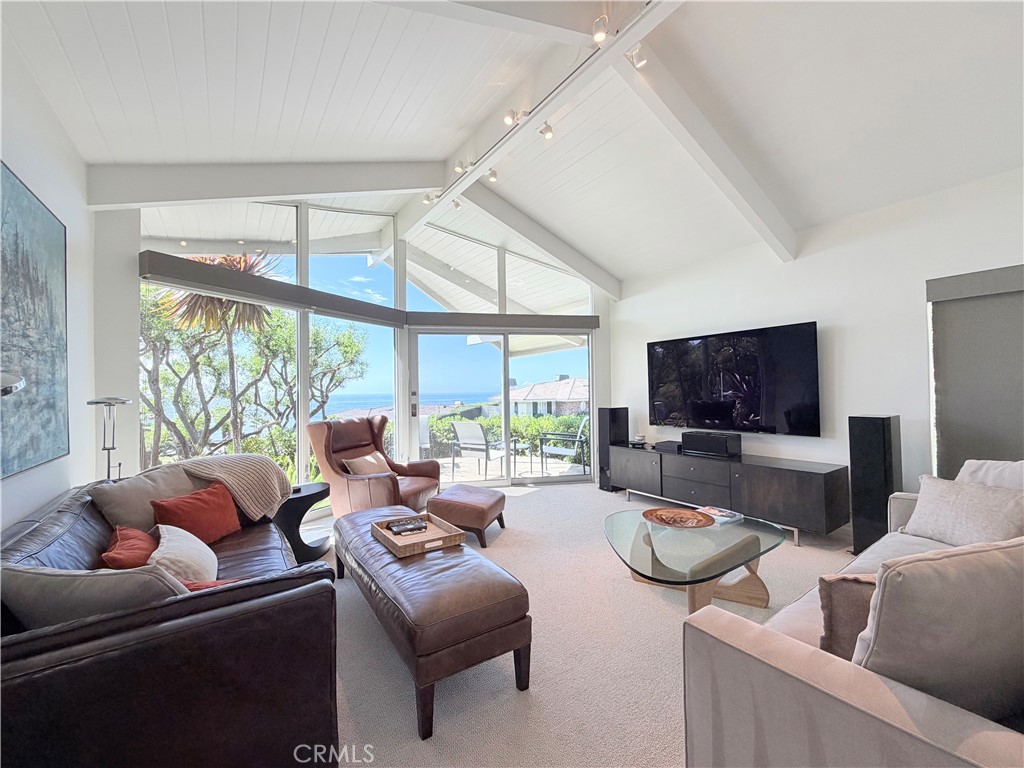 2490 Monaco Drive, Laguna Beach CA 92651 - photo 9