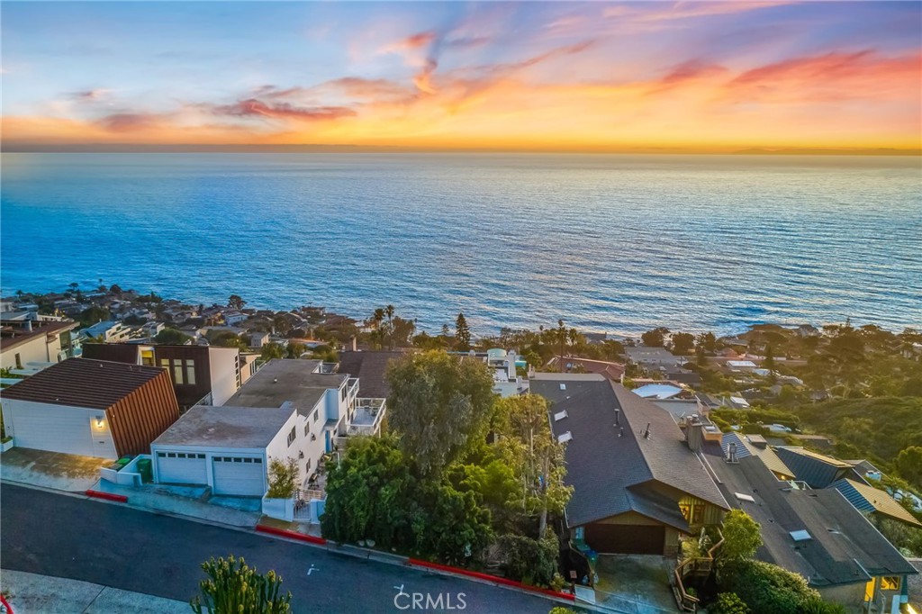 2495 Iris Way, Laguna Beach CA 92651 - photo 1