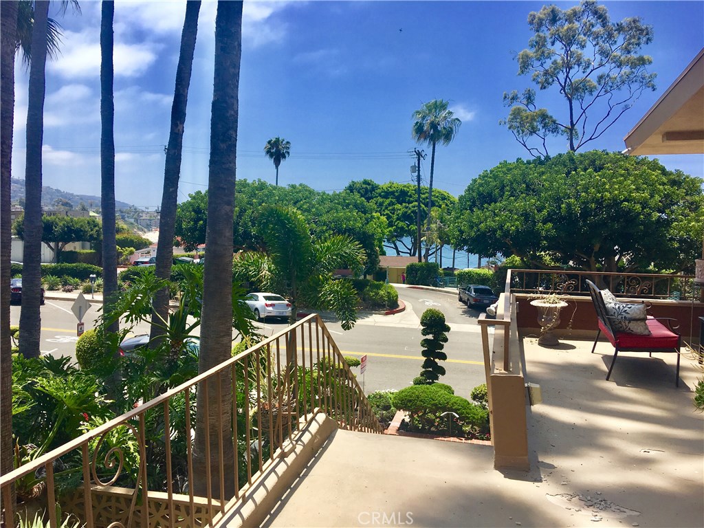 250 Cliff Drive 10, Laguna Beach CA 92651 - photo 1