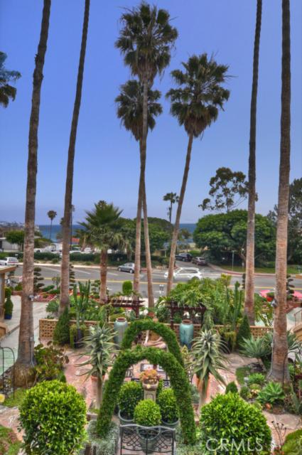 250 CLIFF Drive 16, Laguna Beach CA 92651 - photo 1