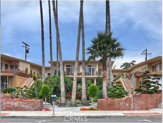 250 Cliff Drive 21, Laguna Beach CA 92651 - photo 1