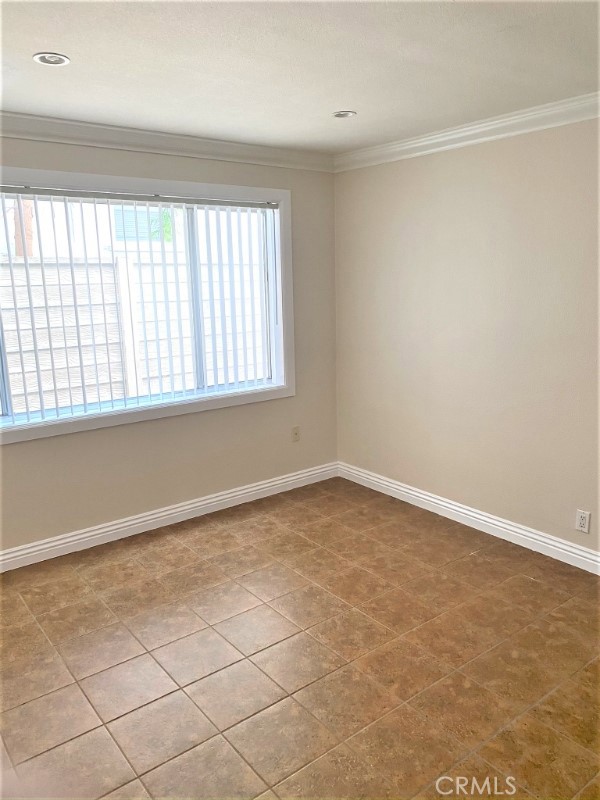 250 Cliff Drive 8, Laguna Beach CA 92651 - photo 16
