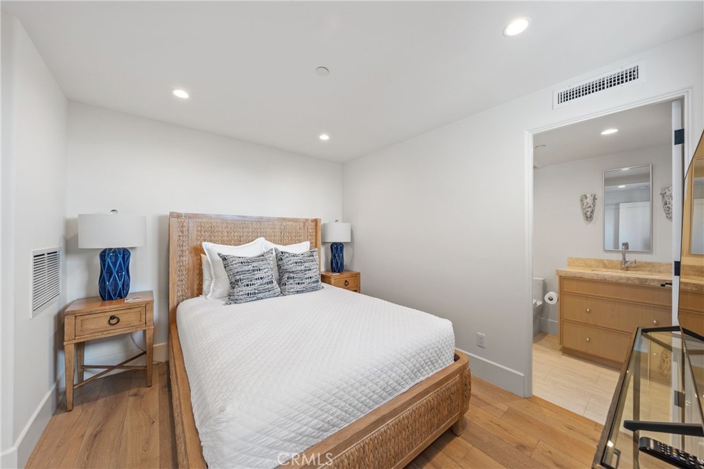250 High Drive, Laguna Beach CA 92651 - photo 19