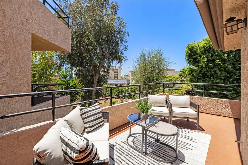 251 Calliope Street, Laguna Beach CA 92651 - photo 4