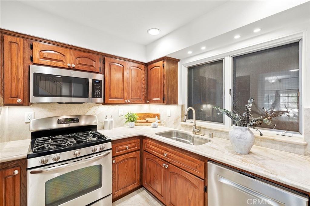 251 Calliope Street, Laguna Beach CA 92651 - photo 7