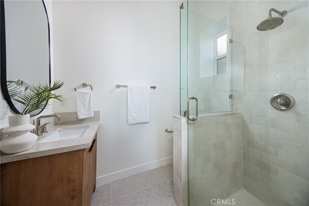 ADU: bathroom #1 - 251 Highland, Laguna Beach CA 92651 - photo 32