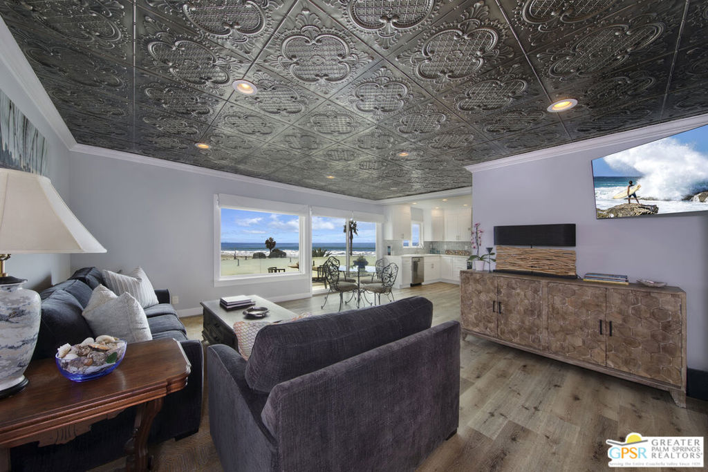 251 Lower Cliff Drive 10, Laguna Beach CA 92651 - photo 4