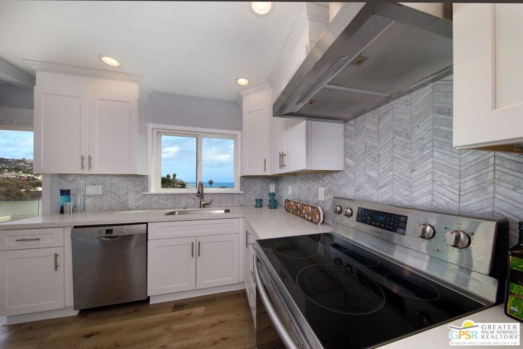 251 Lower Cliff Drive 10, Laguna Beach CA 92651 - photo 8