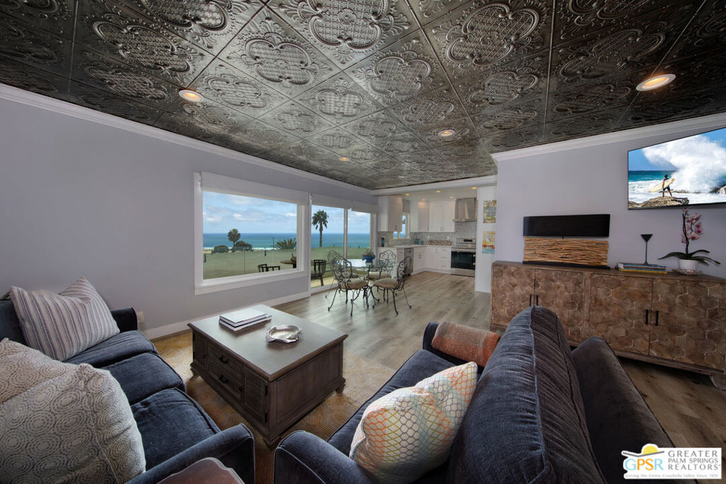 251 Lower Cliff Drive 10, Laguna Beach CA 92651 - photo 14