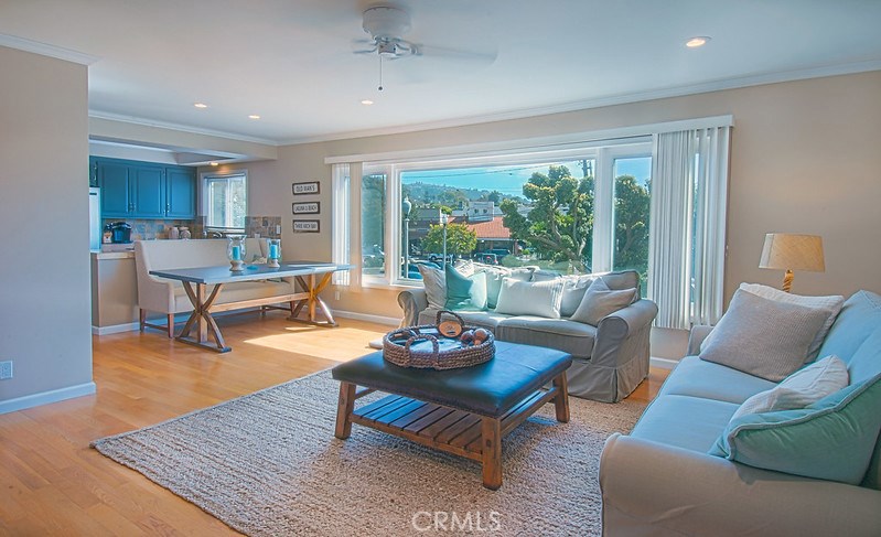 251 Lower Cliff Drive 15, Laguna Beach CA 92651 - photo 1