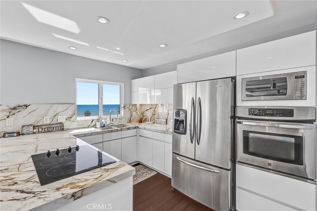 251 Lower Cliff Drive 2, Laguna Beach CA 92651 - photo 12