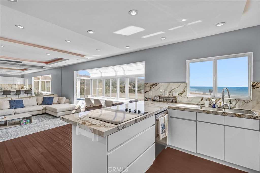 251 Lower Cliff Drive 2, Laguna Beach CA 92651 - photo 14