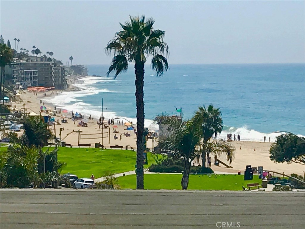 251 Lower Cliff Drive 3, Laguna Beach CA 92651 - photo 1