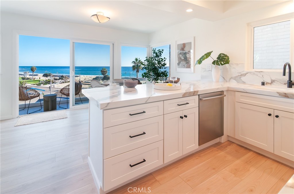 251 Lower Cliff Drive 8, Laguna Beach CA 92651 - photo 5