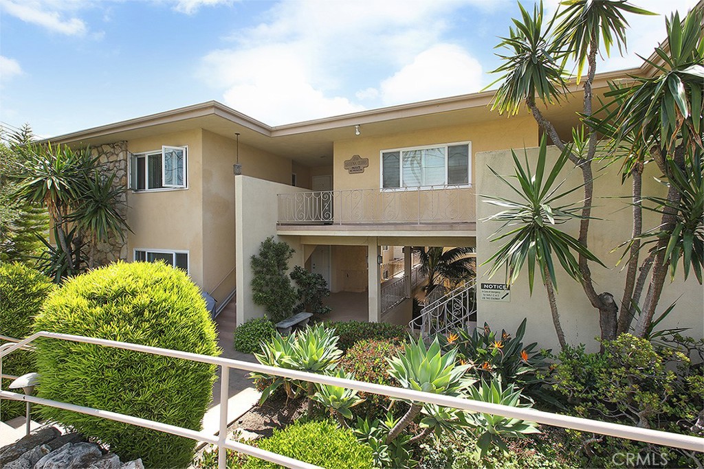 251 Lower Cliff Drive 9, Laguna Beach CA 92651 - photo 1