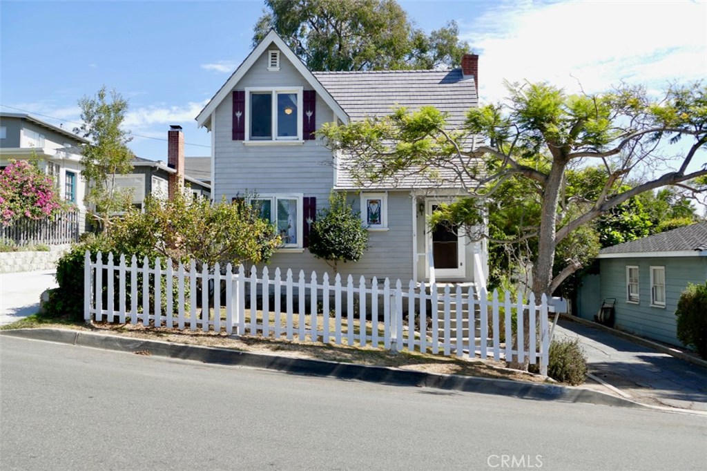 251 Viejo Street, Laguna Beach CA 92651 - photo 1