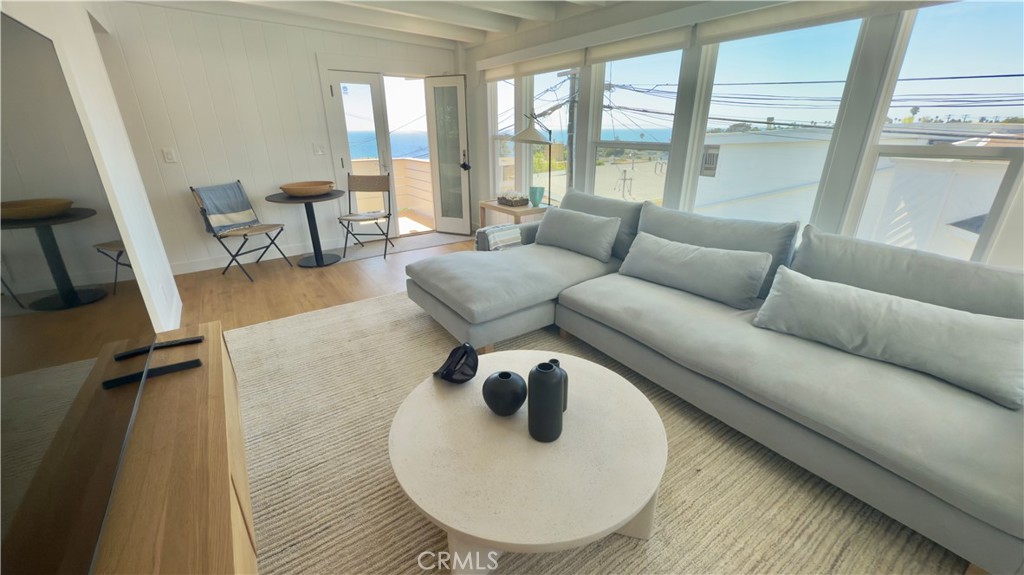 252 Grandview B, Laguna Beach CA 92651 - photo 2