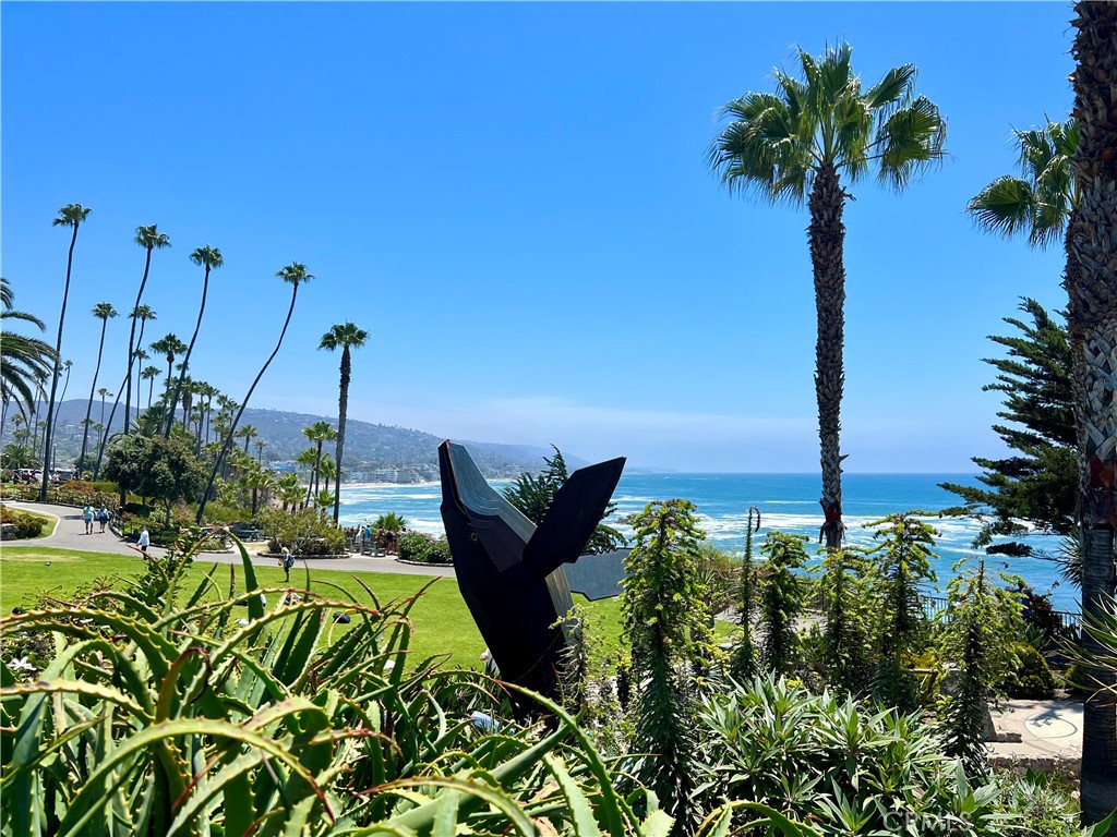 252 Grandview B, Laguna Beach CA 92651 - photo 17