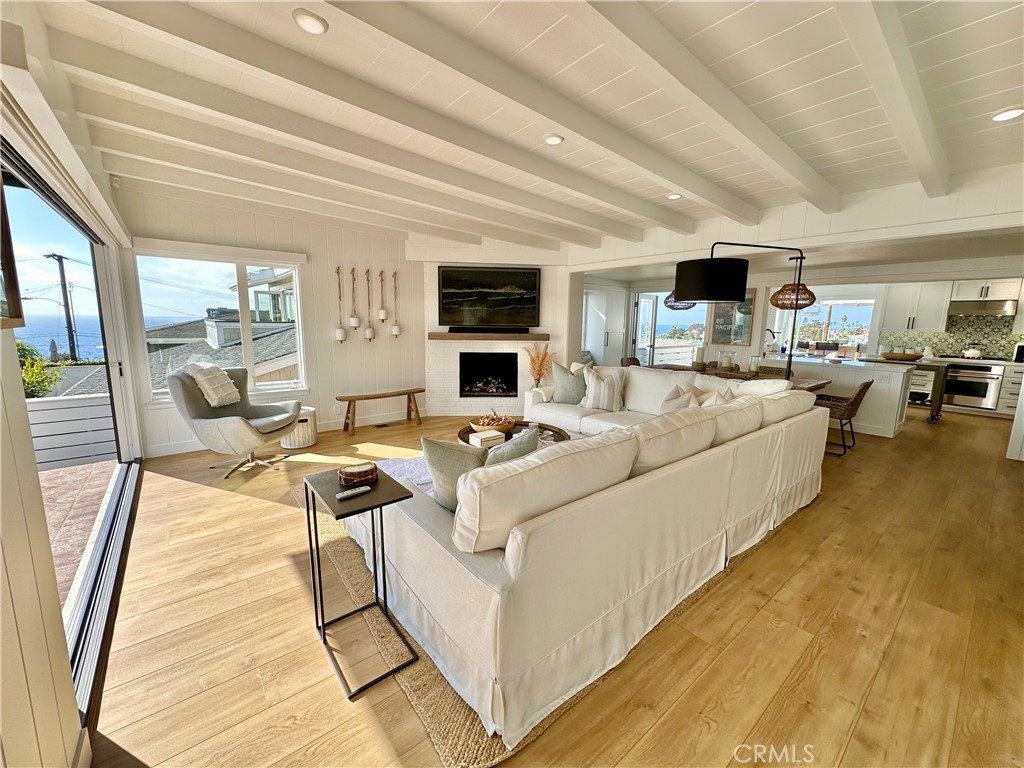 252 Grandview Street, Laguna Beach CA 92651 - photo 3