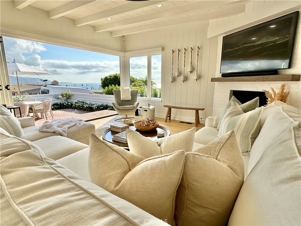 252 Grandview Street, Laguna Beach CA 92651 - photo 4