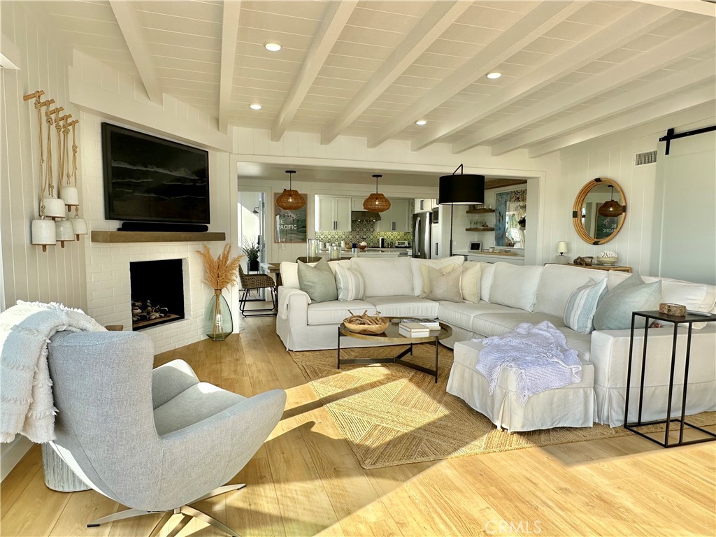 252 Grandview Street, Laguna Beach CA 92651 - photo 6