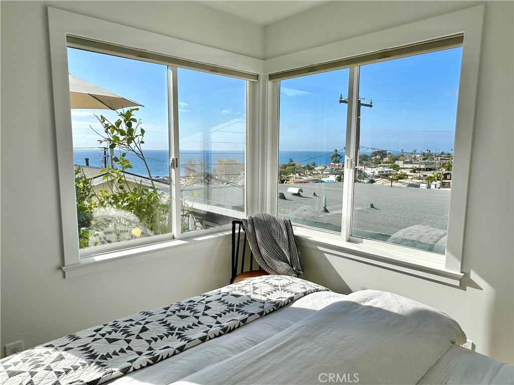 252 Grandview Street, Laguna Beach CA 92651 - photo 28
