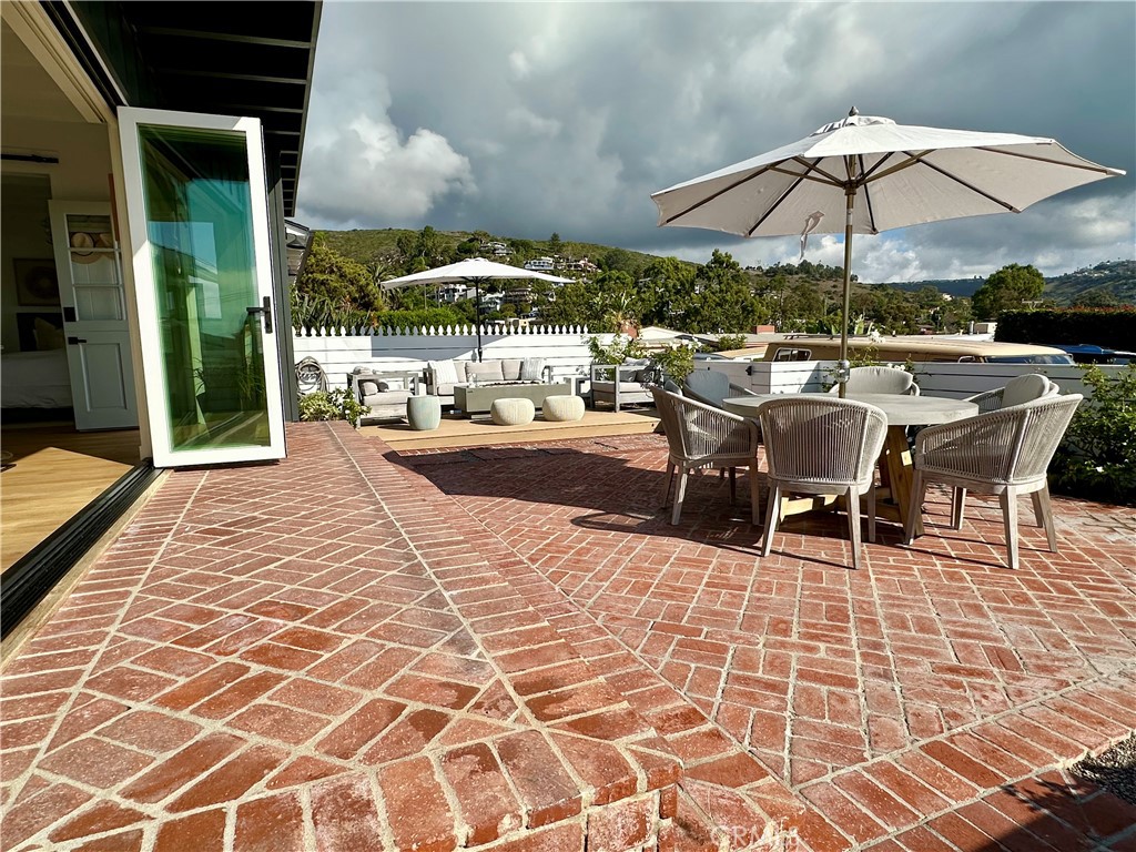 252 Grandview Street, Laguna Beach CA 92651 - photo 34