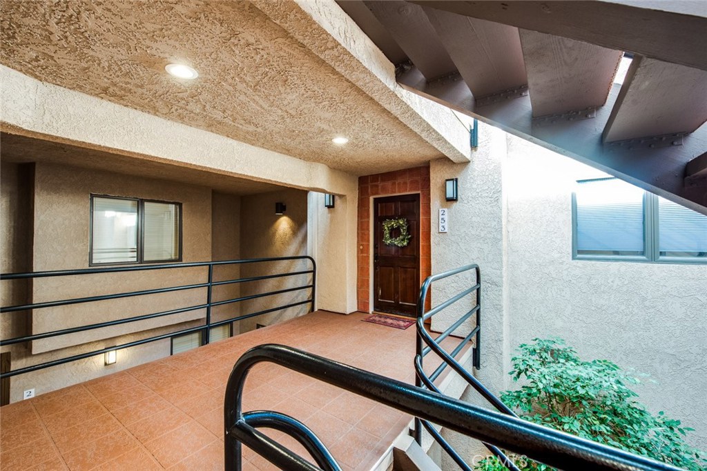 253 Calliope Street 9, Laguna Beach CA 92651 - photo 1