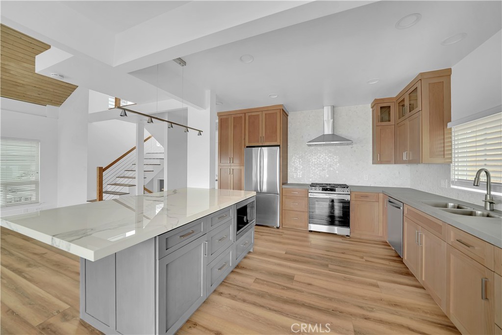 2535 Corona Way, Laguna Beach CA 92651 - photo 12