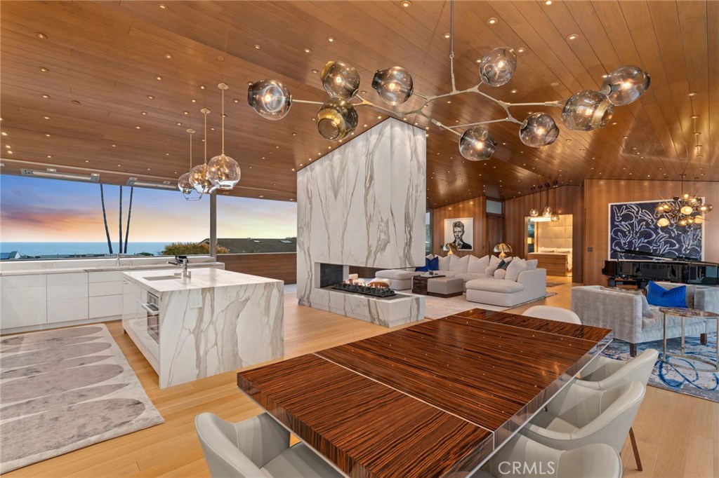 2538 Monaco Drive, Laguna Beach CA 92651 - photo 1