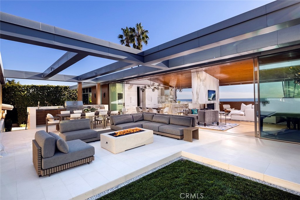 2538 Monaco Drive, Laguna Beach CA 92651 - photo 1