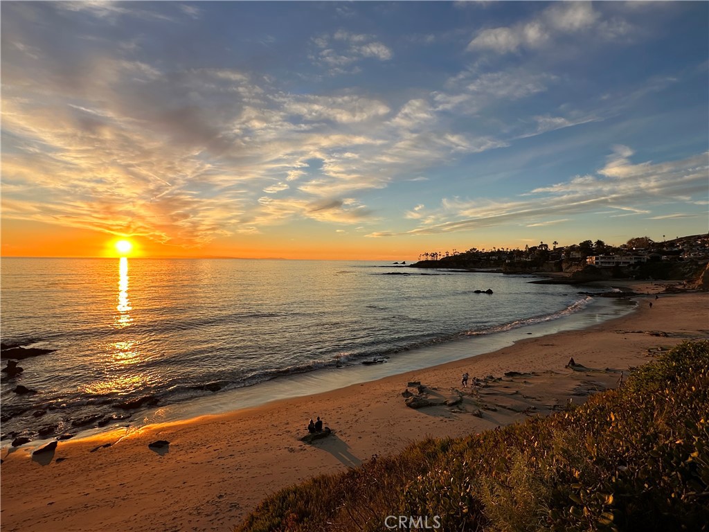 Divers Cove is a short stroll away! - 254 Grandview B, Laguna Beach CA 92651 - photo 13