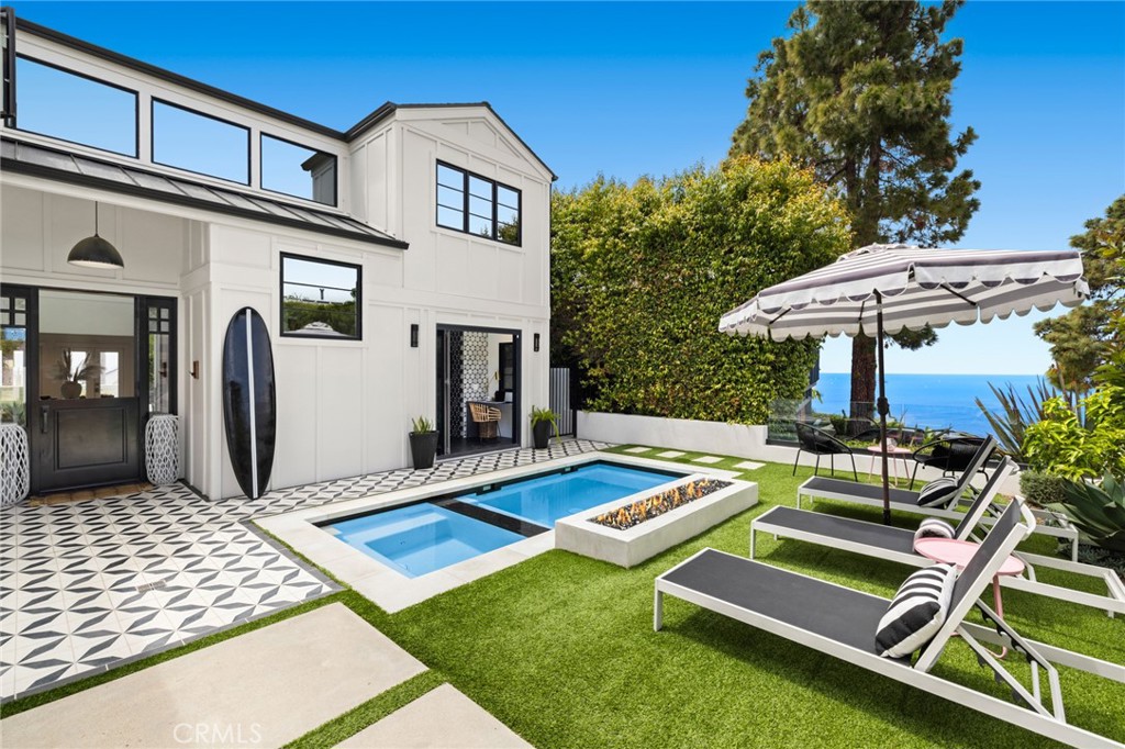 With timeless Modern Farmhouse architecture, bespoke appointments, high-end finishes and intimate ocean views, this cust - 2549 Bonita Way, Laguna Beach CA 92651 - photo 1