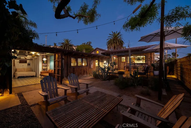 255 1/2 Center, Laguna Beach