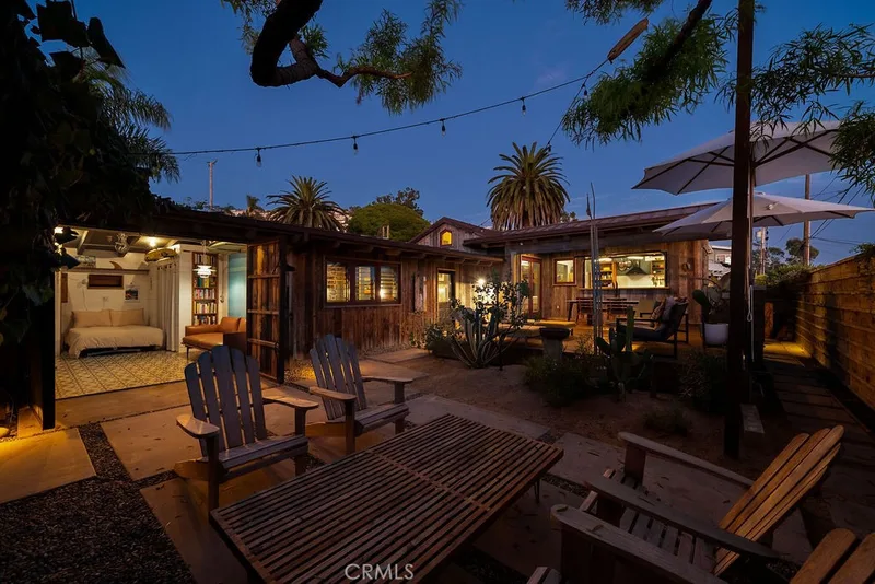255.5 Center, Laguna Beach