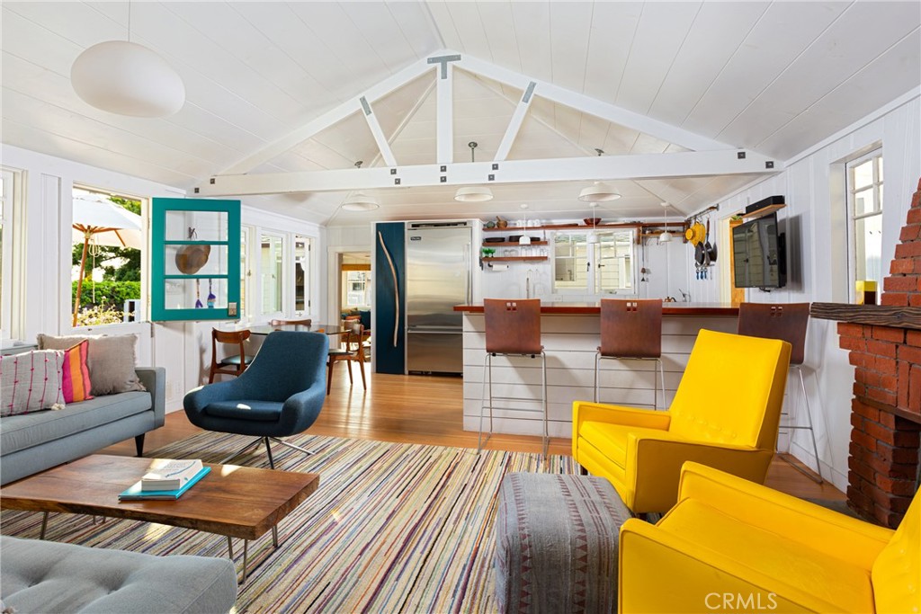 255 Center Street, Laguna Beach CA 92651 - photo 1