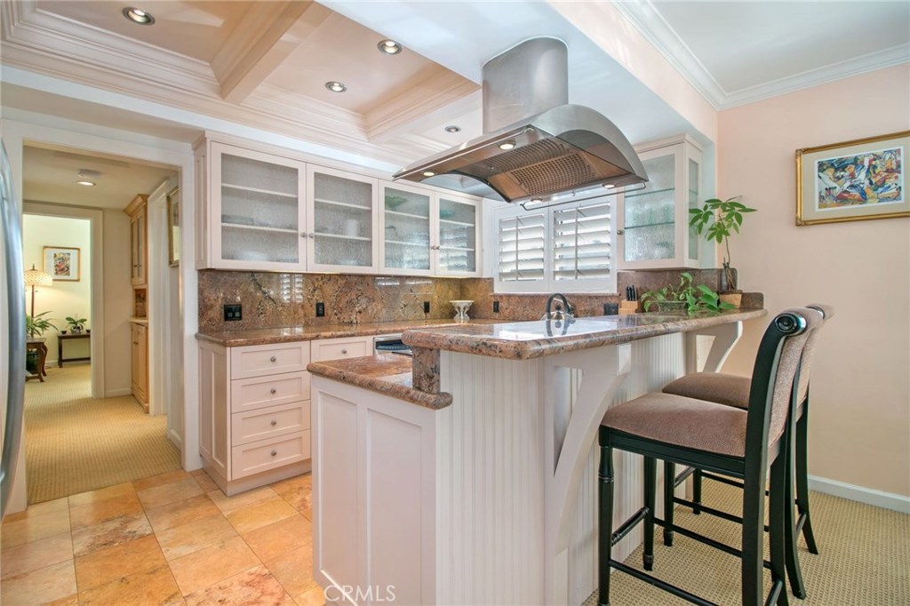 255 Cypress Drive 14, Laguna Beach CA 92651 - photo 1