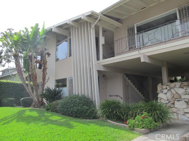 255 Cypress Drive 8, Laguna Beach CA 92651 - photo 1