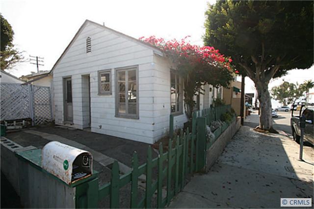 255 OAK Street, Laguna Beach CA 92651 - photo 1