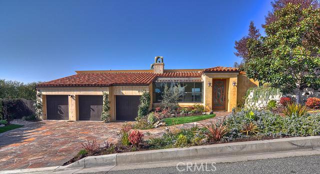 2556 Temple Hills Drive, Laguna Beach CA 92651 - photo 1
