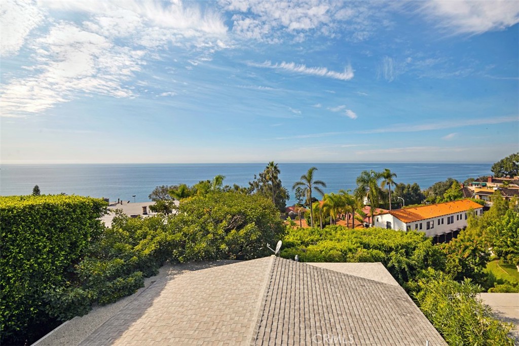 2565 Glenneyre Street, Laguna Beach CA 92651 - photo 1