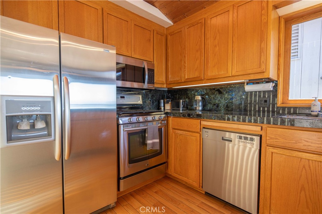 Kitchen - 2565 Kilo Way, Laguna Beach CA 92651 - photo 9