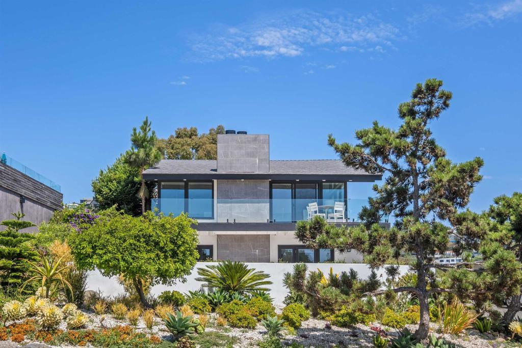 2568 Bonita Way, Laguna Beach CA 92651 - photo 1