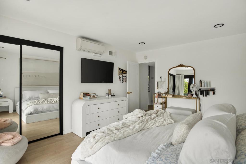 2568 Bonita Way, Laguna Beach CA 92651 - photo 20