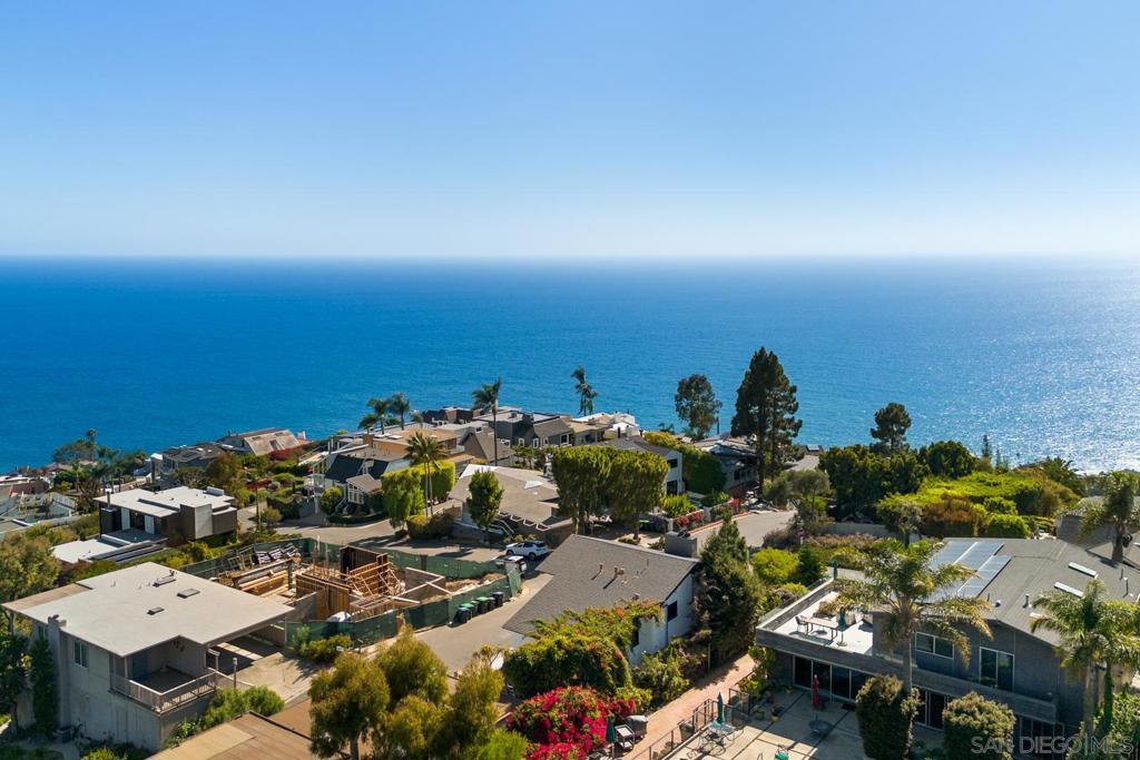 2568 Bonita Way, Laguna Beach CA 92651 - photo 33