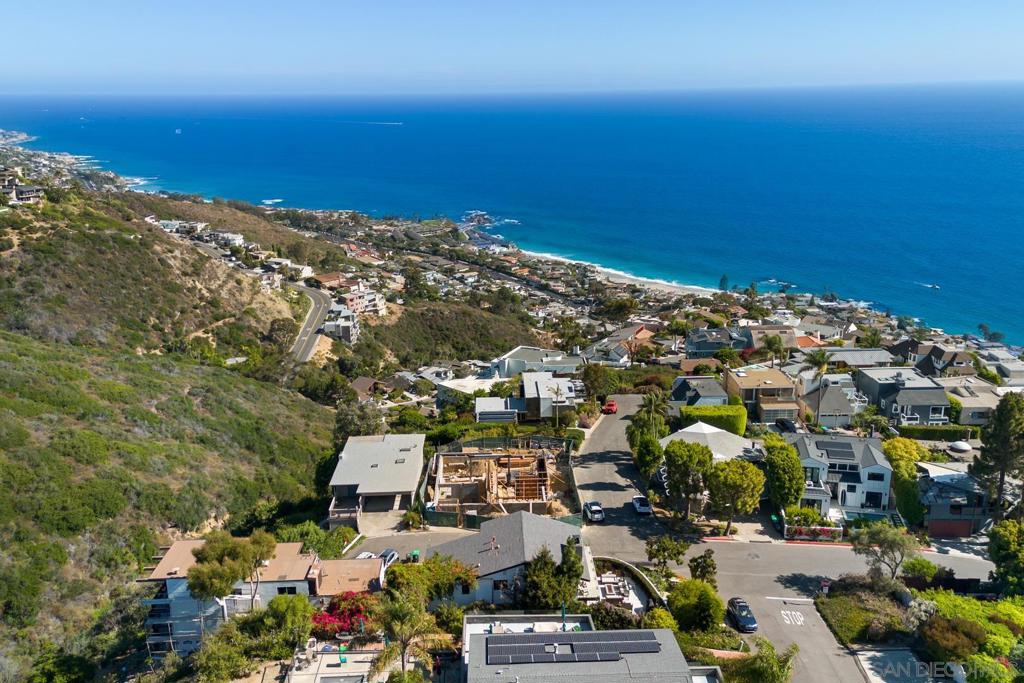 2568 Bonita Way, Laguna Beach CA 92651 - photo 34
