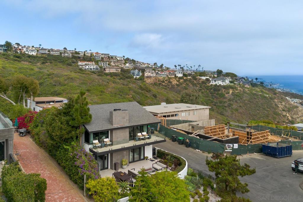 2568 Bonita Way, Laguna Beach CA 92651 - photo 36