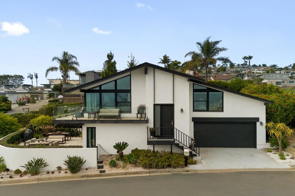 2568 Bonita Way, Laguna Beach CA 92651 - photo 39