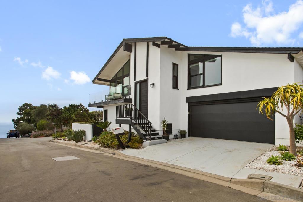 2568 Bonita Way, Laguna Beach CA 92651 - photo 40